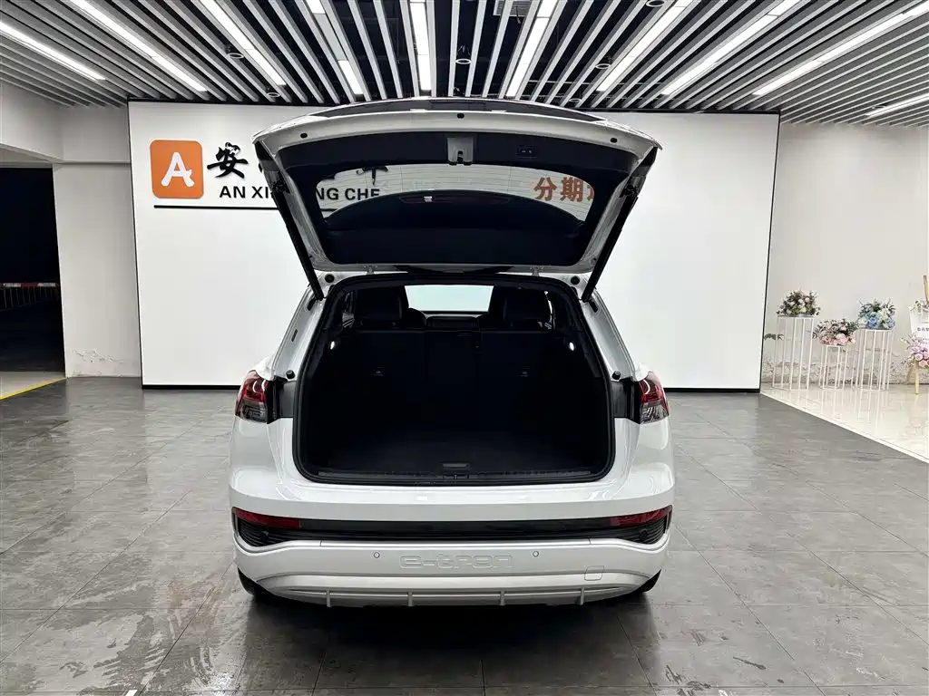 Audi Q4 e-tron 2024 40 e-tron Creation Edition фото 5