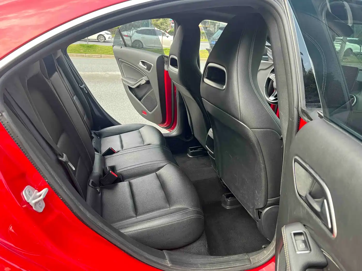 Mercedes-Benz CLA (Import) 2017 Facelift CLA 200 Style фото 9