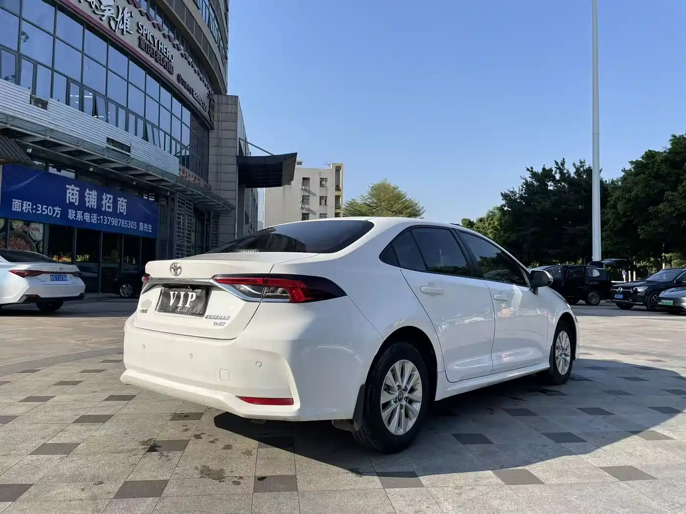 Toyota Corolla 2019 1.2T S-CVT GL Pioneer Edition фото 9
