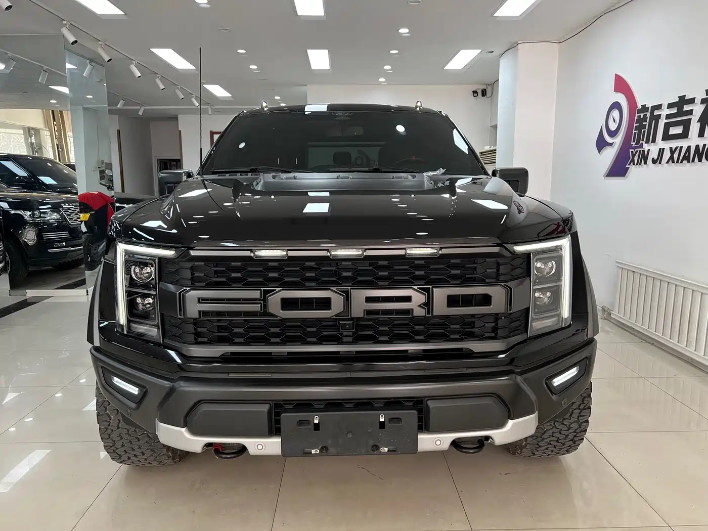 FORD F-150 RAPTOR
