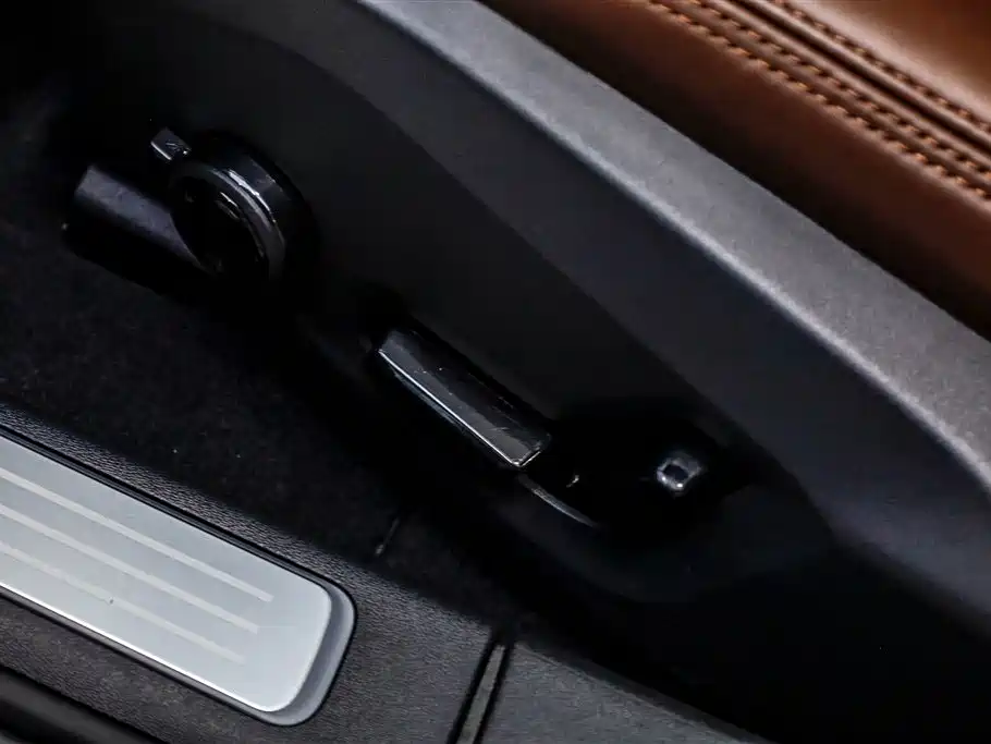 VOLVO S90 PLUG IN HYBRID