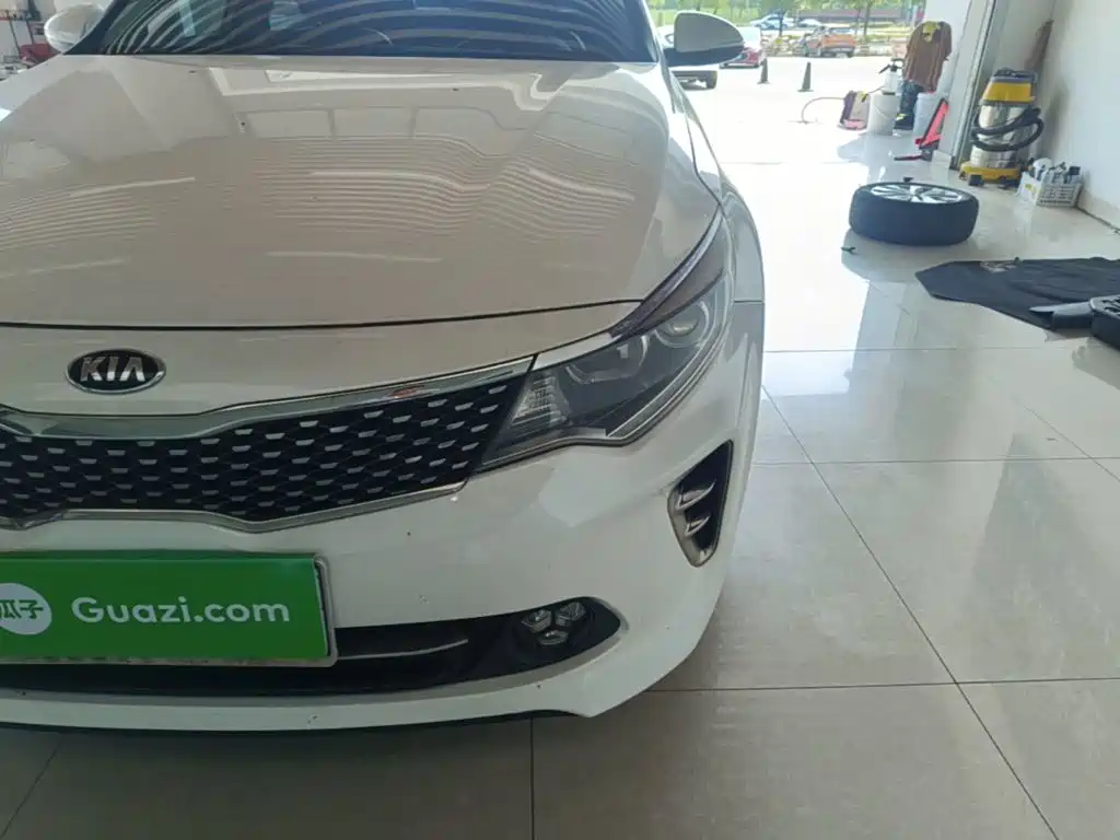 Photo 24 - Kia K5