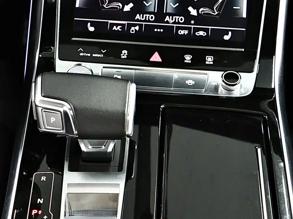 Audi Q7 2020 55 TFSI quattro S line Sport фото 21