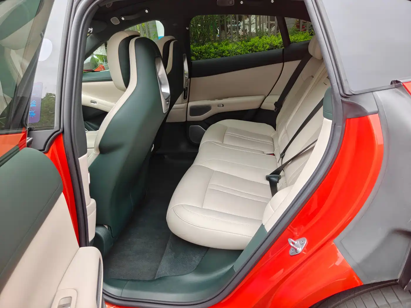 Xiaomi Auto Xiaomi YU7 2025 Extended Range AWD Pro фото 6