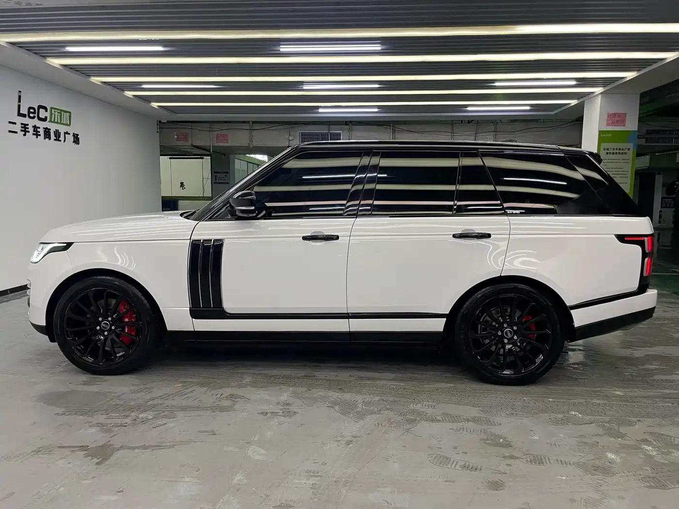 Land Rover Range Rover 2017 3.0 SC V6 Vogue фото 7