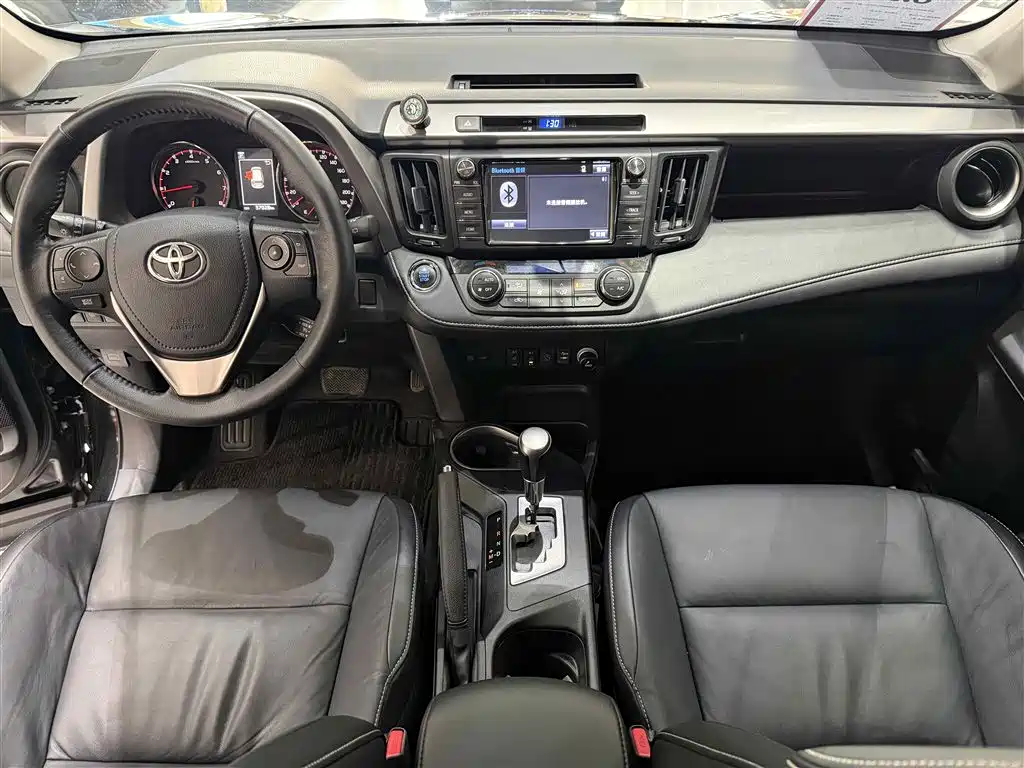 Toyota RAV4 Rongfang 2016 2.0L CVT 2WD Smart (China V) фото 13