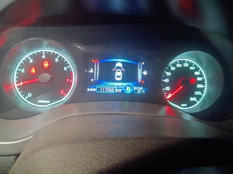BYD Surui 2015 2015 Facelift 1.5L Auto Luxury
