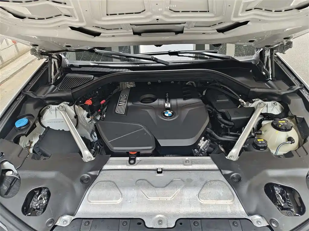 BMW X3 2018 xDrive25i Luxury Package China VI фото 16