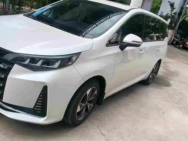 GAC TRUMPCHI TRUMPCHI M6