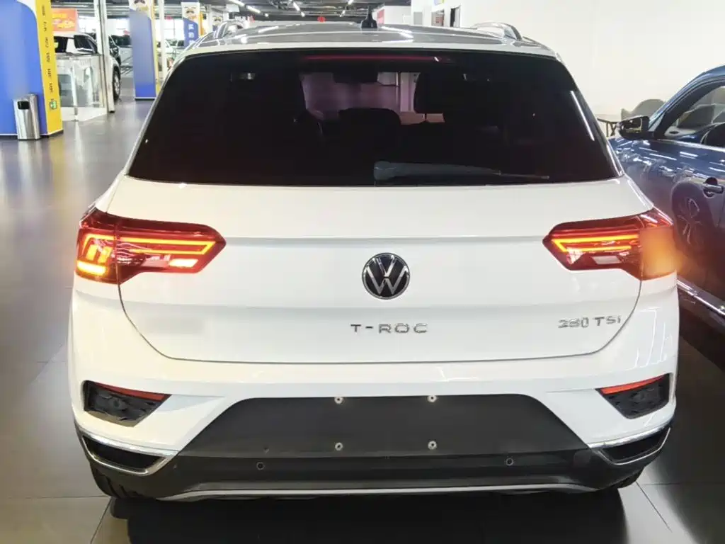 VOLKSWAGEN T-ROC EXPLORING SONGS