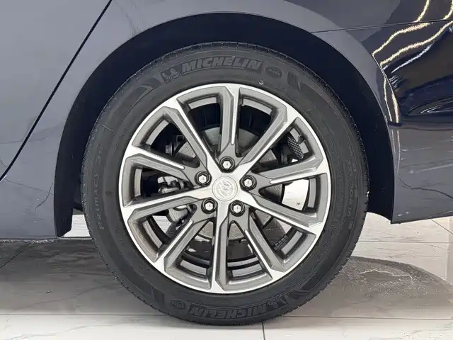 Buick LaCrosse 2021 652T Luxury Edition фото 16