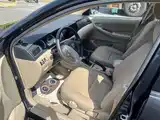 Photo 7 - Toyota Corolla