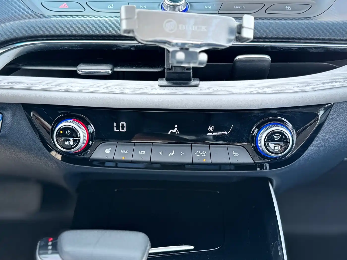 Buick Velite 6 2019 Connected Smart Edition фото 26