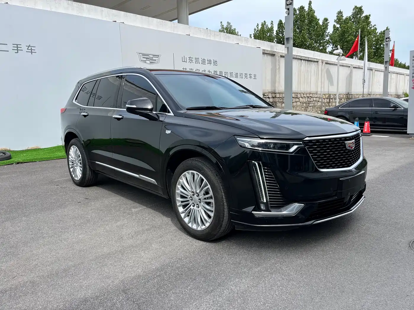 Cadillac XT6 2025 2.0T 6-Seater AWD Luxury Executive Classic фото 21