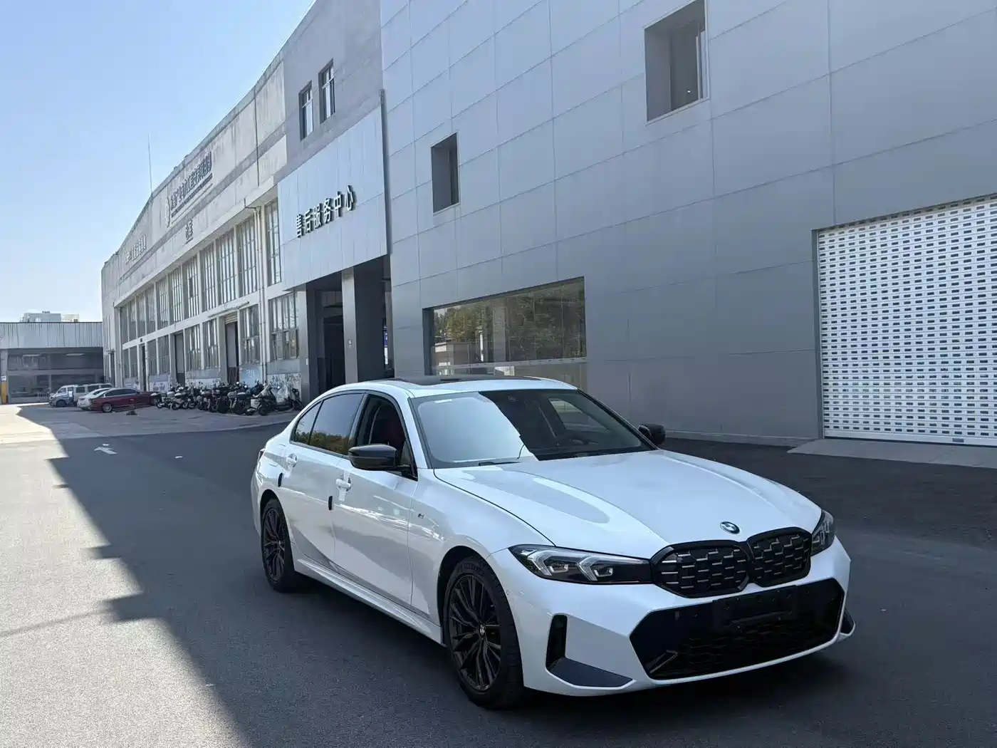 BMW 3 Series 2023 320Li M Sport Package фото 3