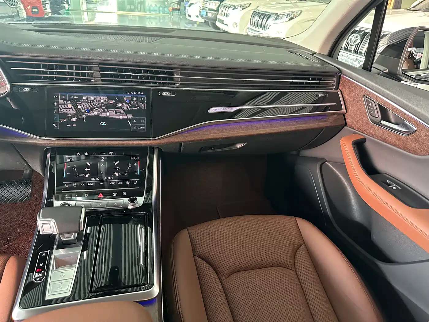 AUDI Q7
