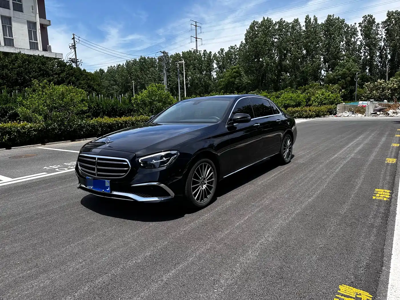 Mercedes-Benz E-Class 2023 E 260 L фото 3