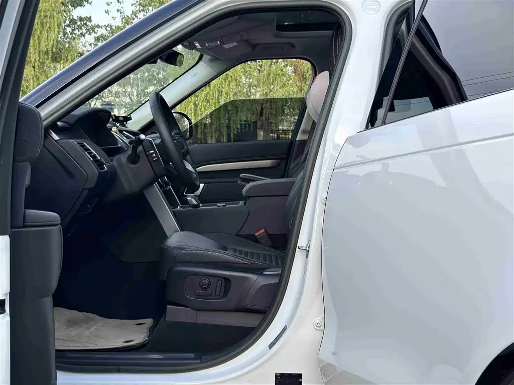 Land Rover Discovery 2023 Facelift 360PS R-Dynamic S фото 6