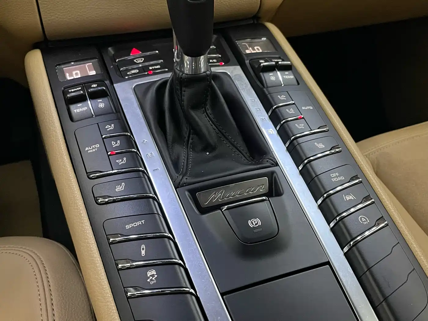 Porsche Macan 2017 Macan 2.0T фото 17