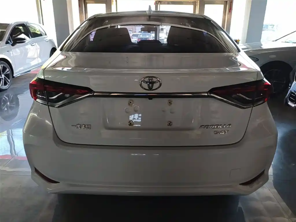 Toyota Corolla 2021 1.2T S-CVT Elite PLUS Edition фото 6