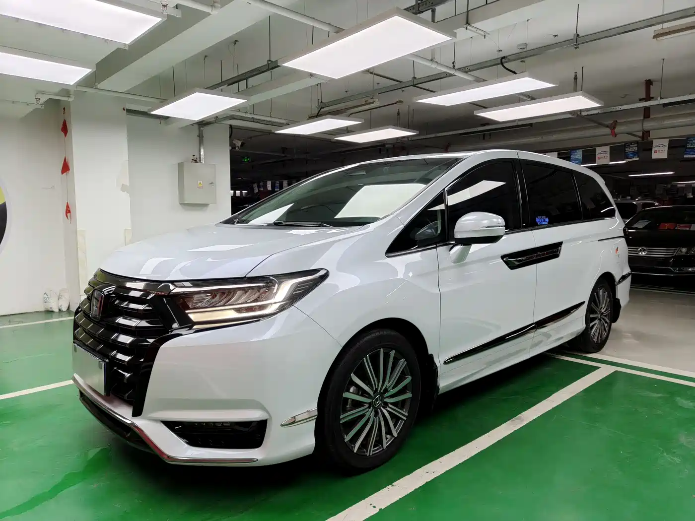 Honda Elysion 2024 2.0L e:HEV Luxury Edition