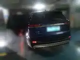 Фото 25 - Geely Atlas