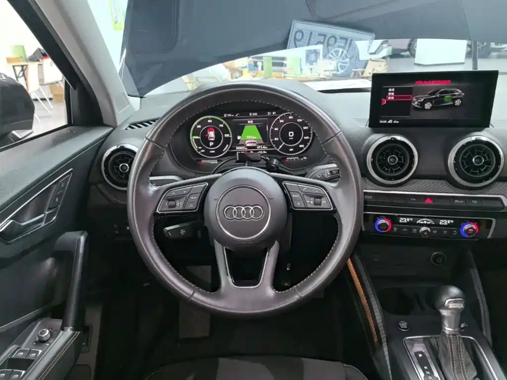 Audi Q2L e-tron 2022 2022 Q2L e-tron Pure Electric Intelligent