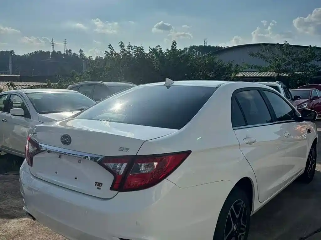 BYD G5 2015 2014 1.5TID Automatic Luxury