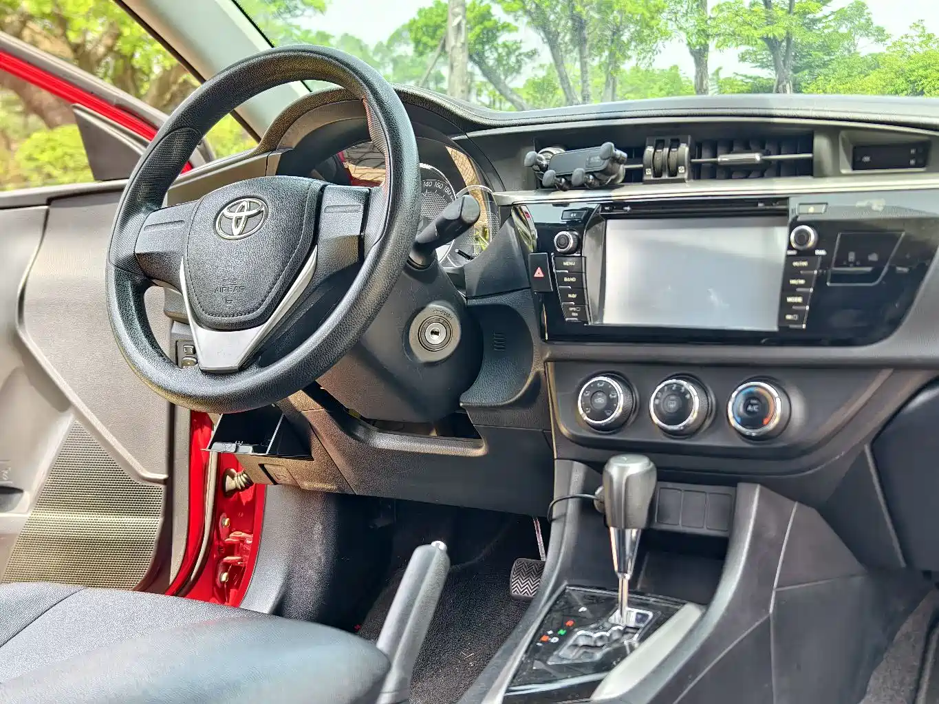 Toyota Levin 2016 1.6G CVT Elite Edition фото 13