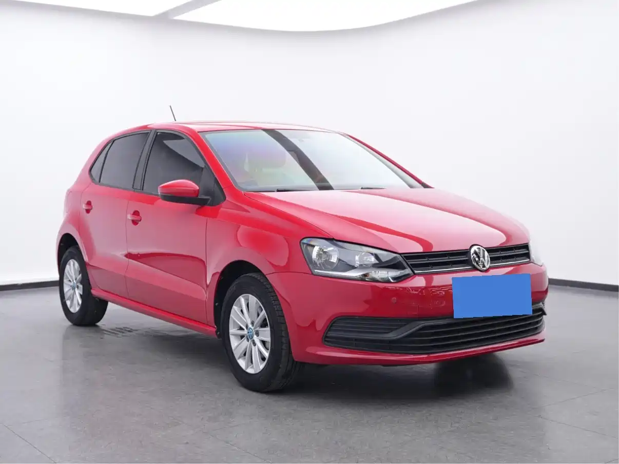 Volkswagen Polo 2016 1.4L Automatic Trend фото 3