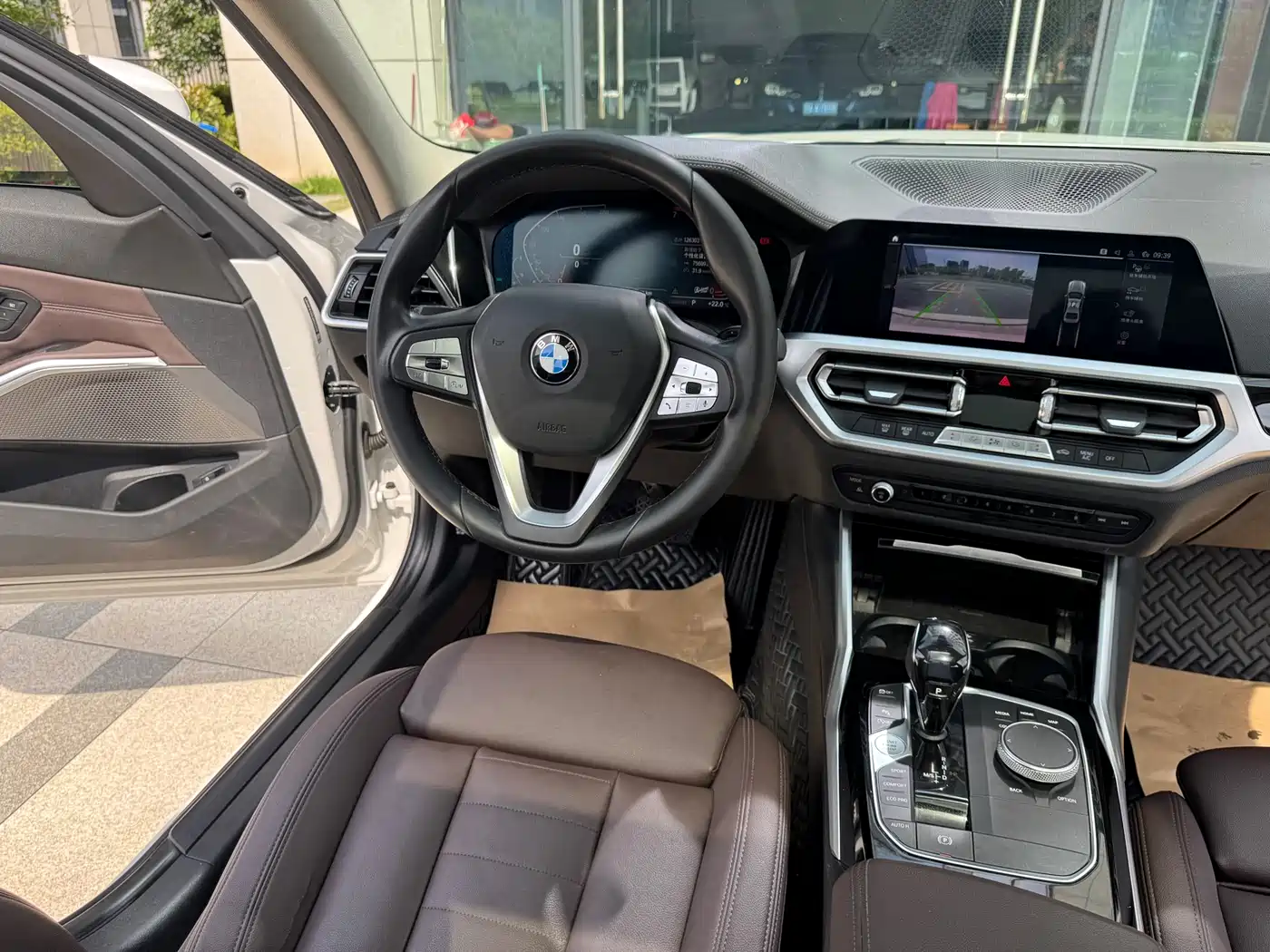 BMW 3 Series 2020 325Li Launch Edition фото 12
