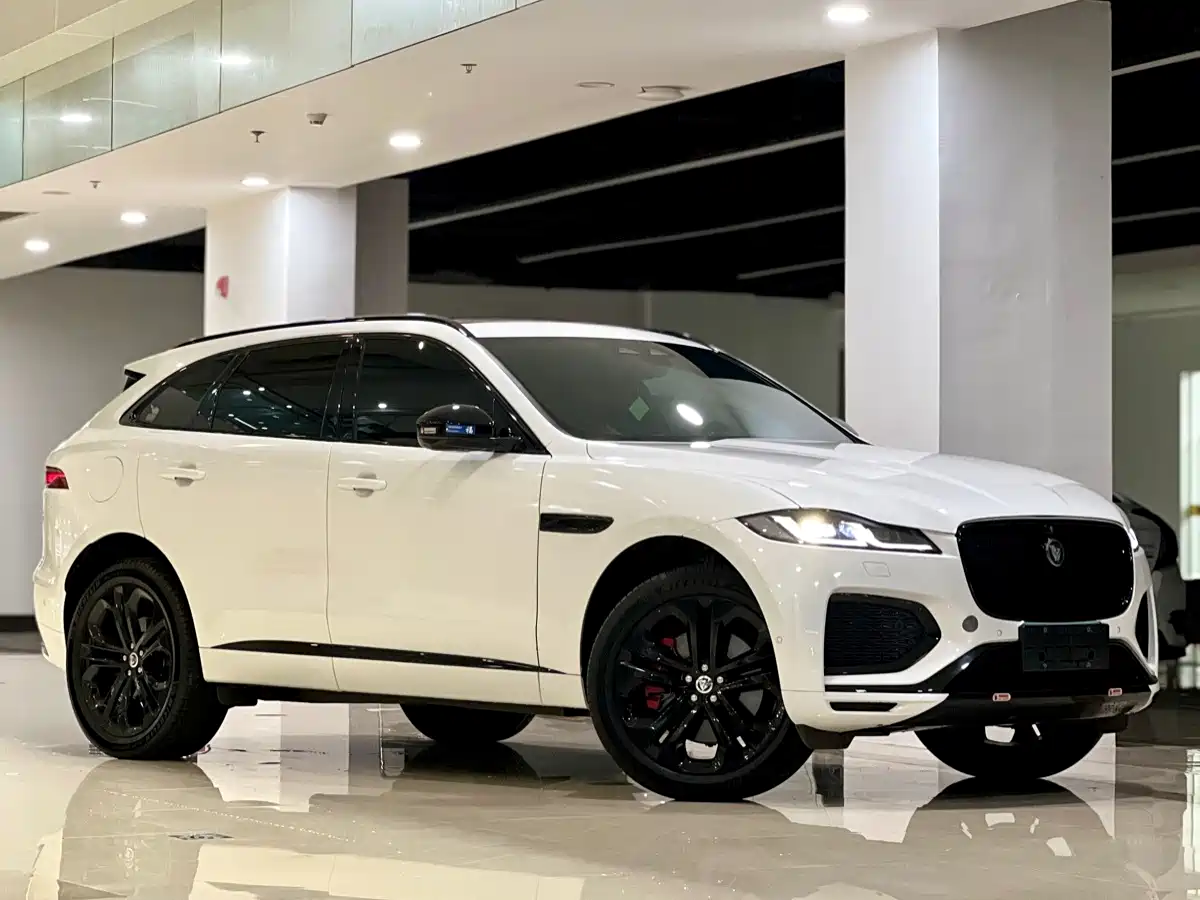 Jaguar F-PACE 2023 2024 P400 SPORT