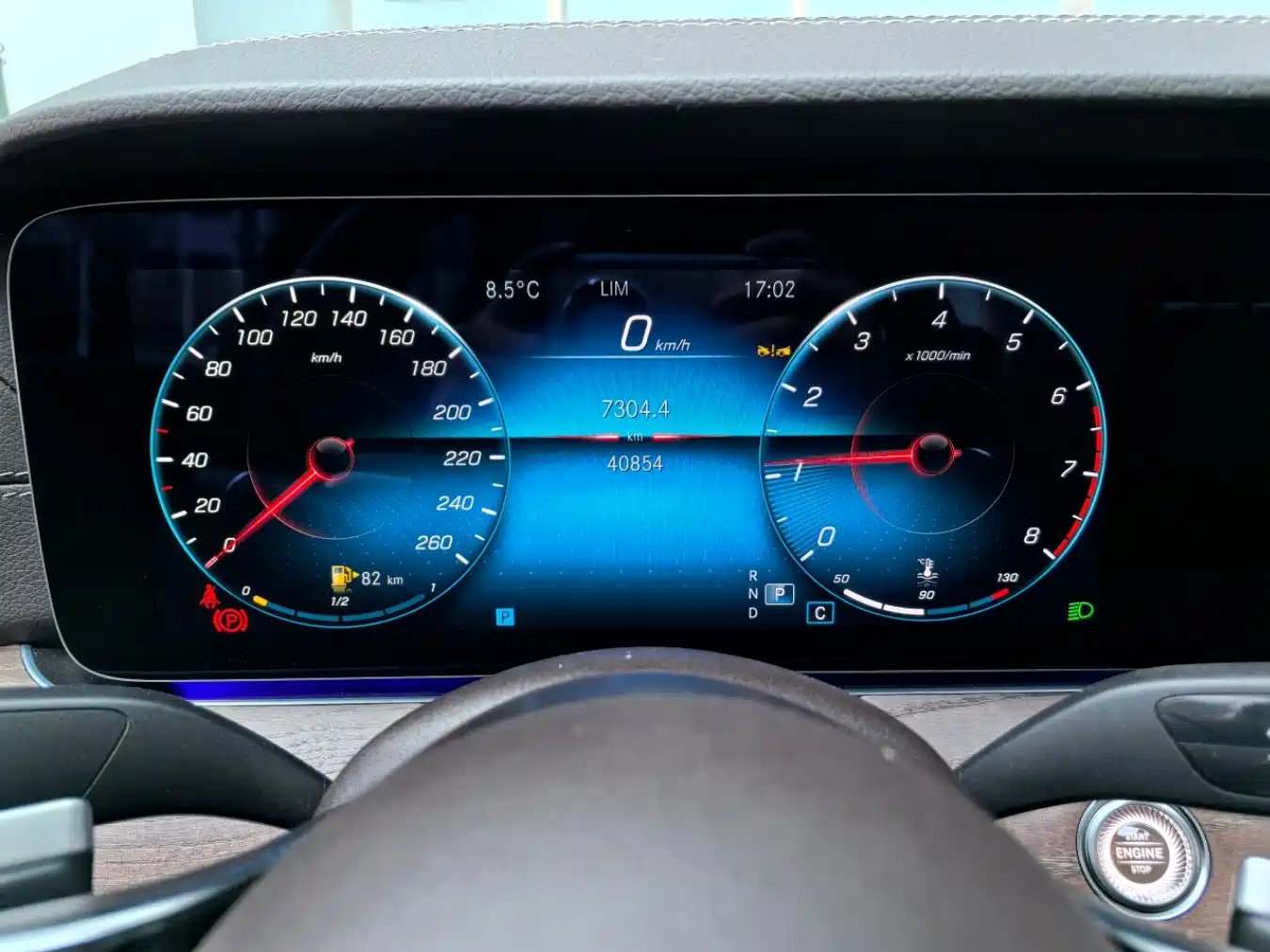 MERCEDES-BENZ E CLASS