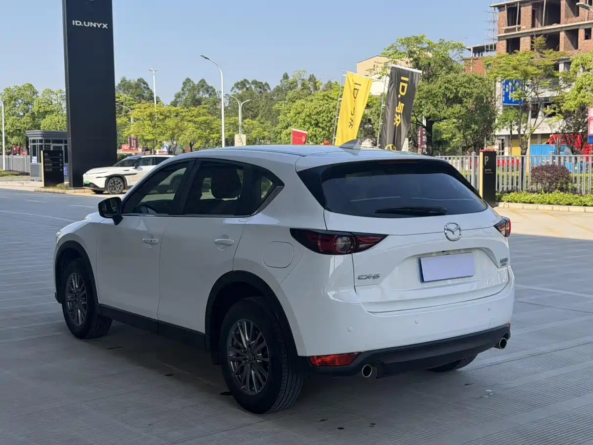 Фото 7 - Mazda CX-5
