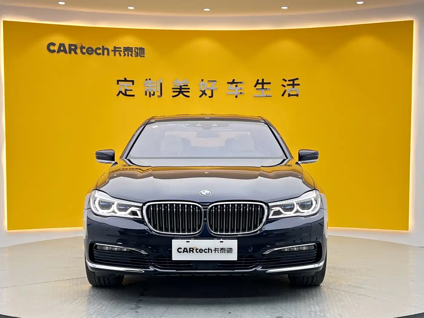 BMW 7 Series 2016 740Li Premium фото 2
