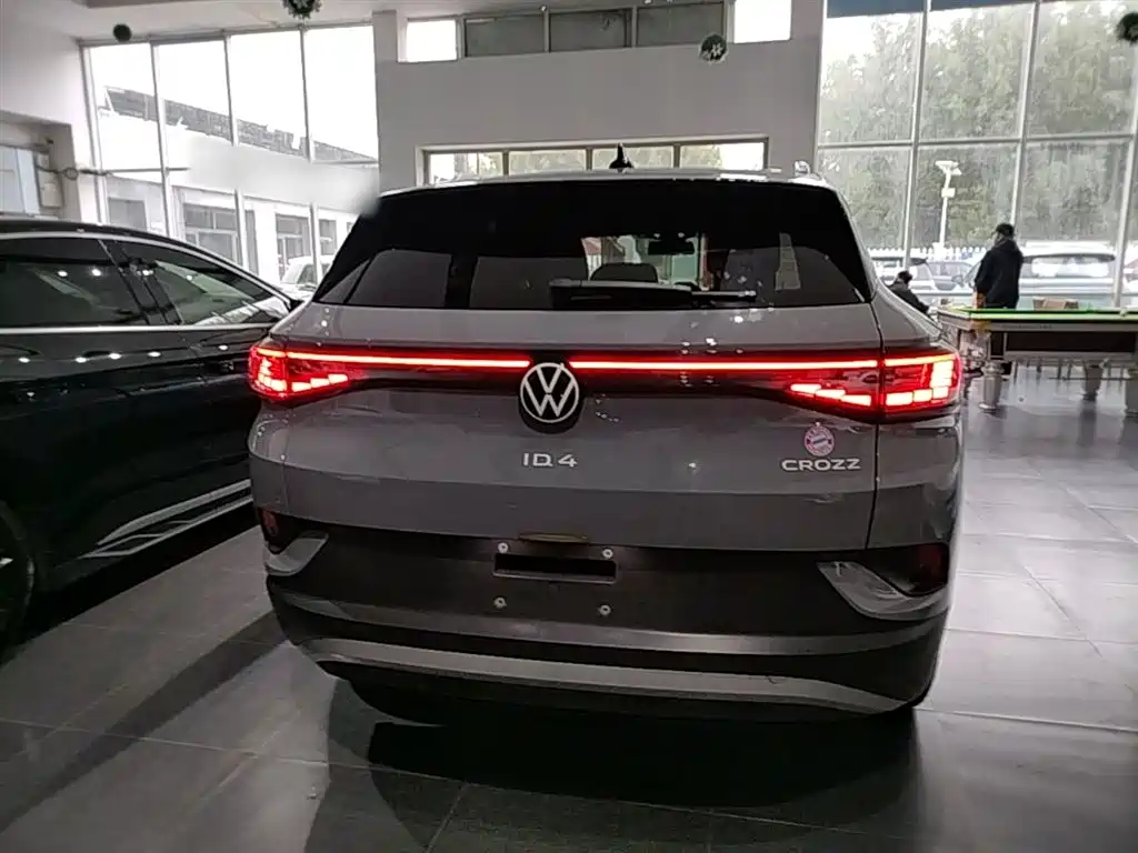 Volkswagen ID.4 CROZZ 2022 Model Year Pure Enjoyment Limited Edition фото 6