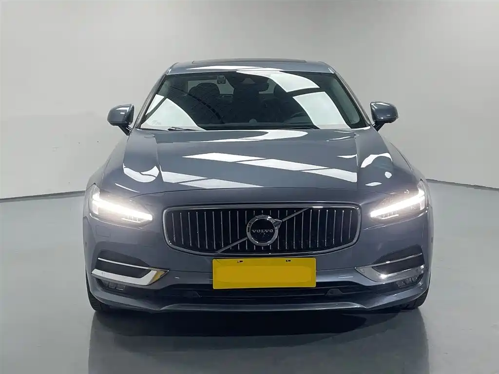 Volvo S90 2019 T5 R-Design фото 2