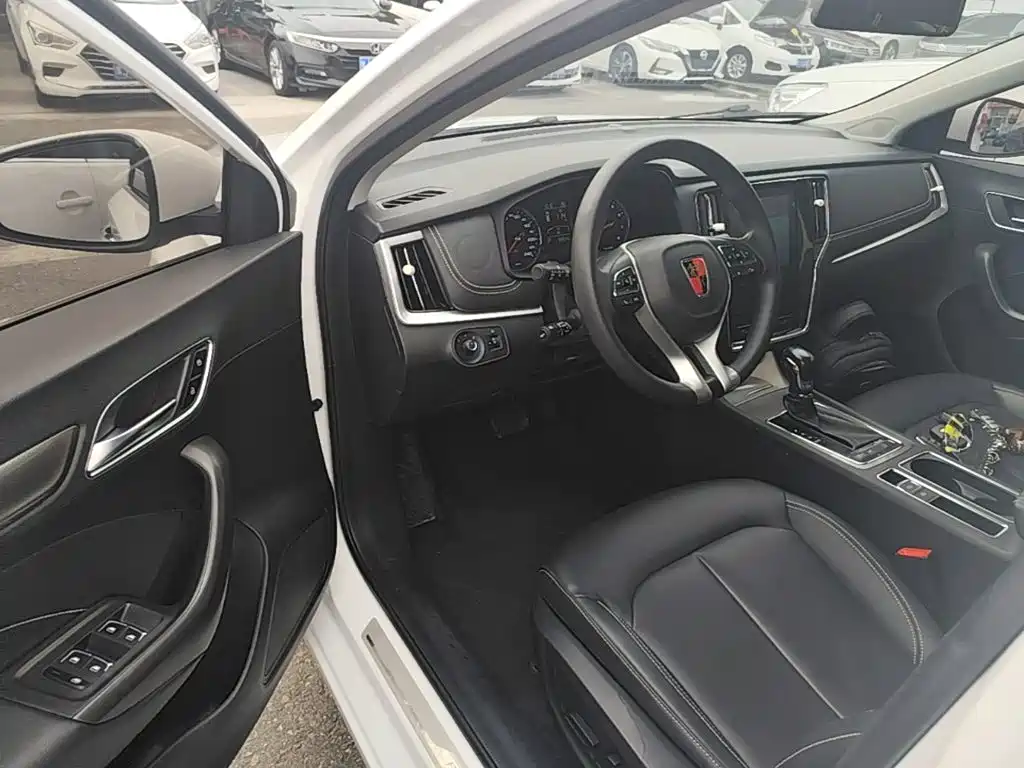 Roewe i6 2022 2020 PLUS 1.6L CVT 4G Connected Glory Flagship Edition