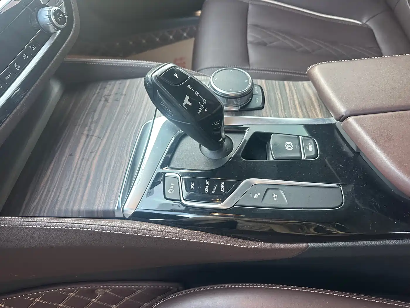 BMW 5 Series 2018 Facelift 530Li xDrive Luxury Package фото 8