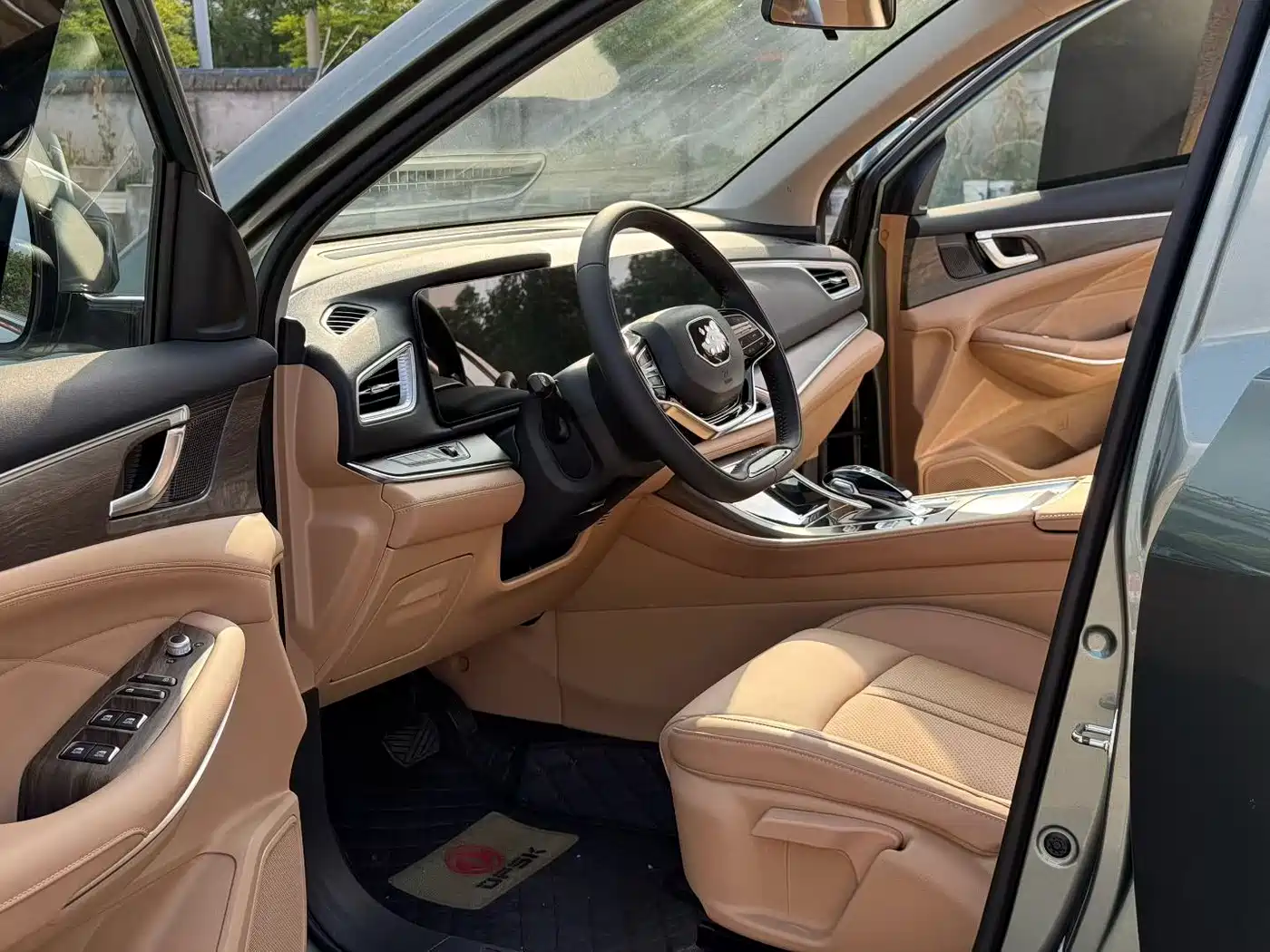 Landian E5 2024 2023 1.5L DE-i 100KM Enjoyment 7-seater