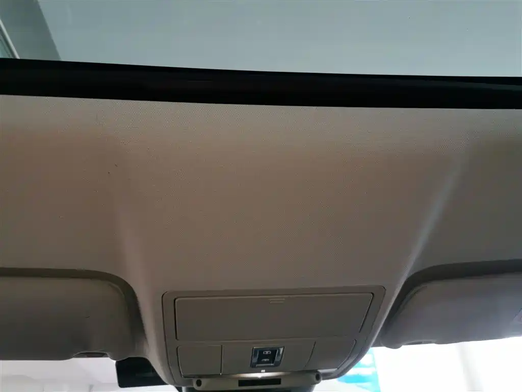 Land Rover Range Rover Evoque 2016 2.0T SE PLUS ZhiXiang фото 14
