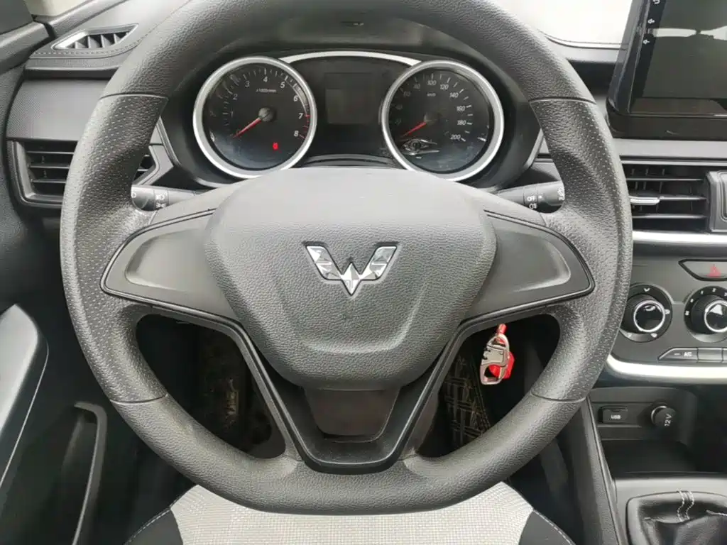 Wuling Motors Wuling Hongguang S3 2021 2019 1.5L Manual Standard Model China VI