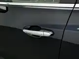 Photo 18 - Cadillac XT5