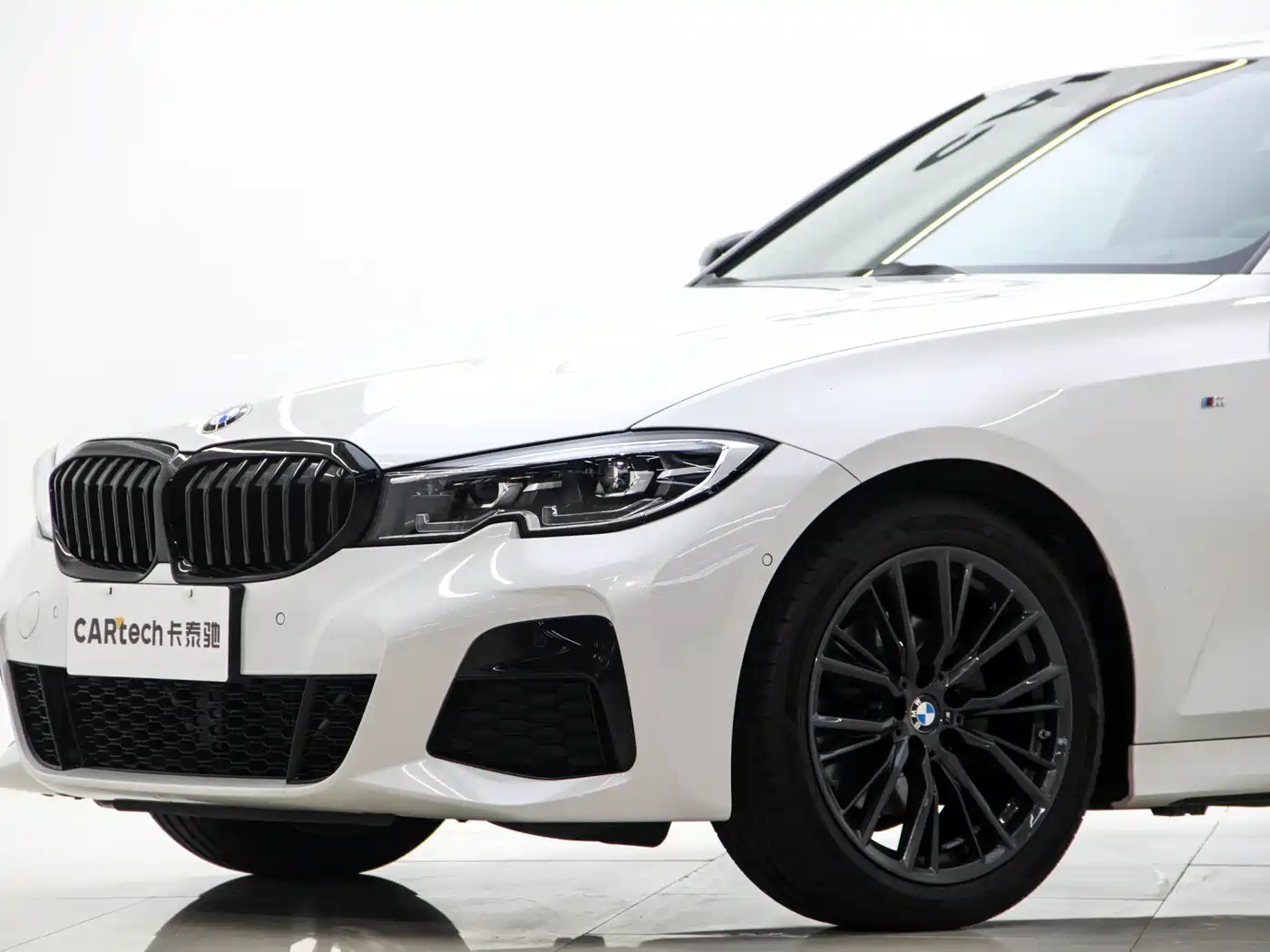BMW 3 Series 2022 325Li M Sport Shadow Edition фото 26