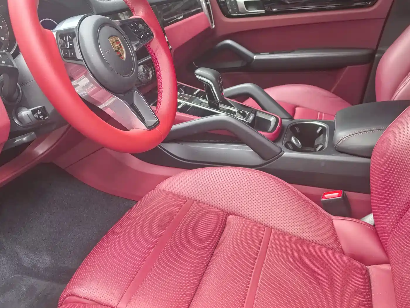 Porsche Cayenne New Energy 2023 Cayenne E-Hybrid 2.0T фото 7