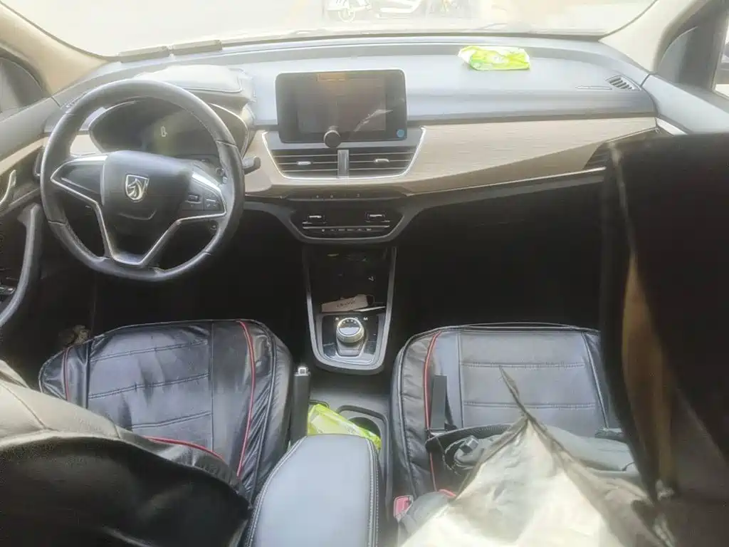 Baojun 360 2019 2018 1.5L Automatic Luxury (China V)
