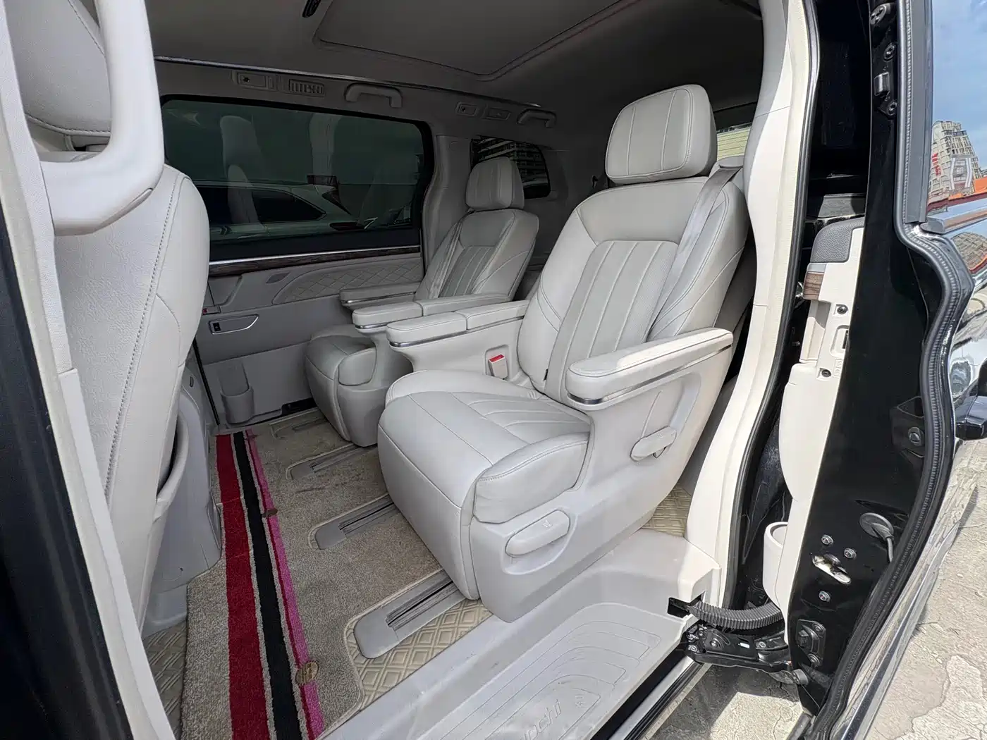 GAC Trumpchi Trumpchi M8 2018 2018 320T Premium Edition