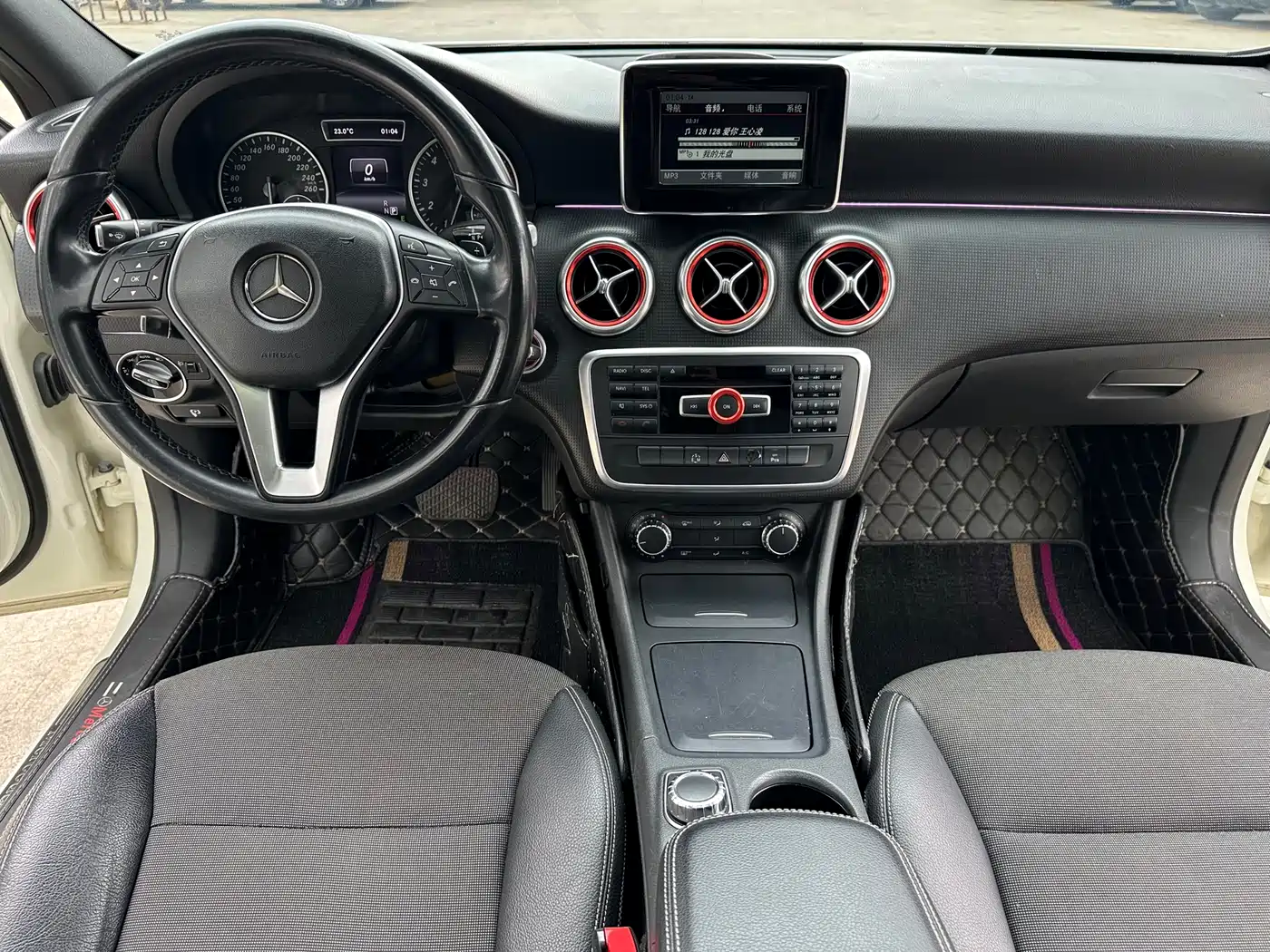 Mercedes-Benz A-Class (Import) 2013 A 180 Fashion фото 8