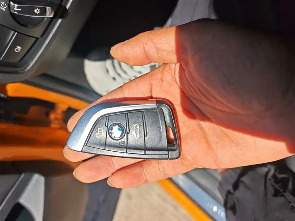 BMW 1 Series 2017 118i Sport фото 9