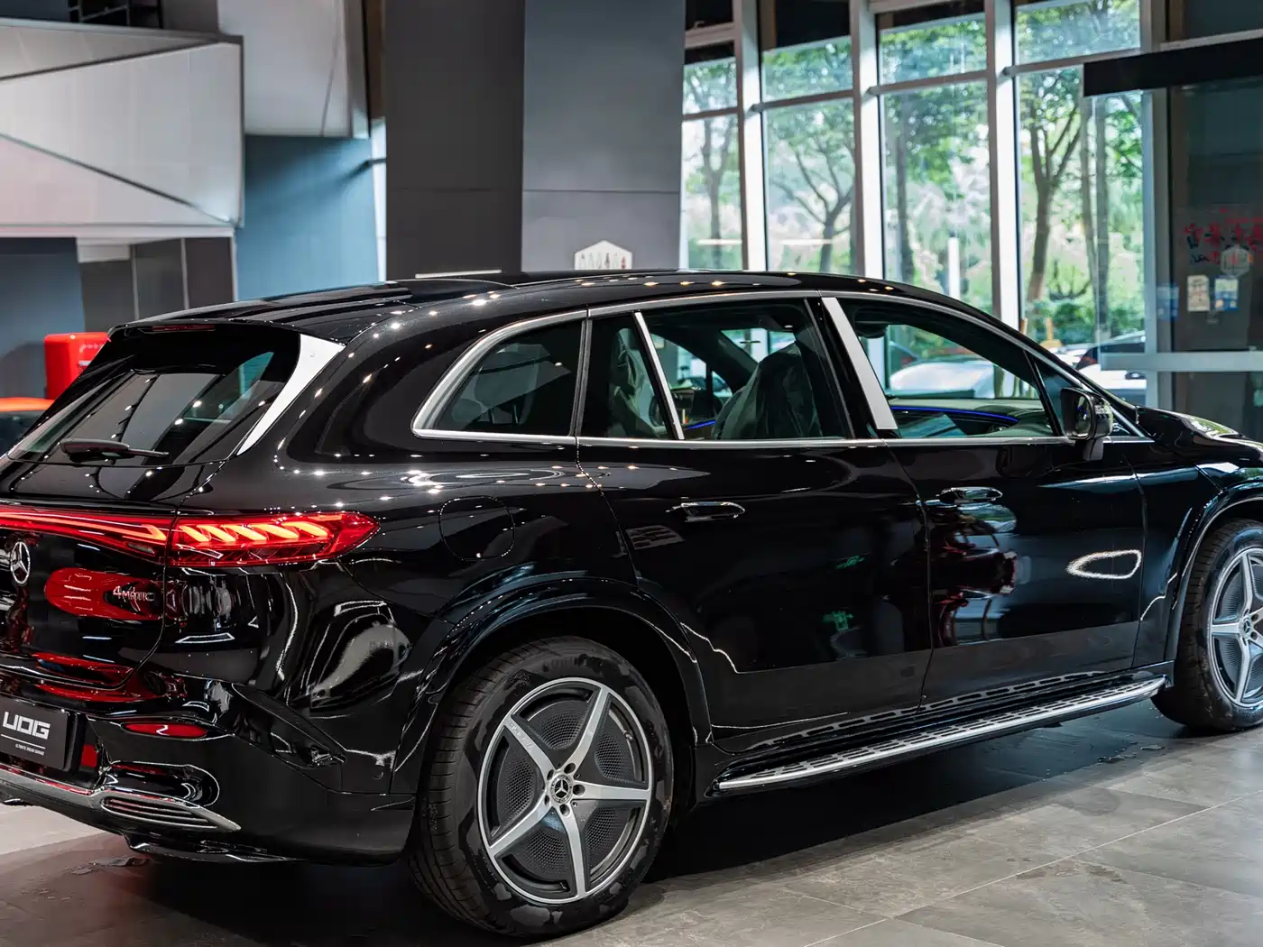 Mercedes-Benz EQS 2025 Model 500 4MATIC фото 14